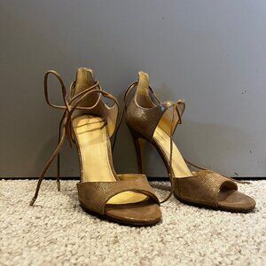 Ivanka Trump Tan "shimmery" heels